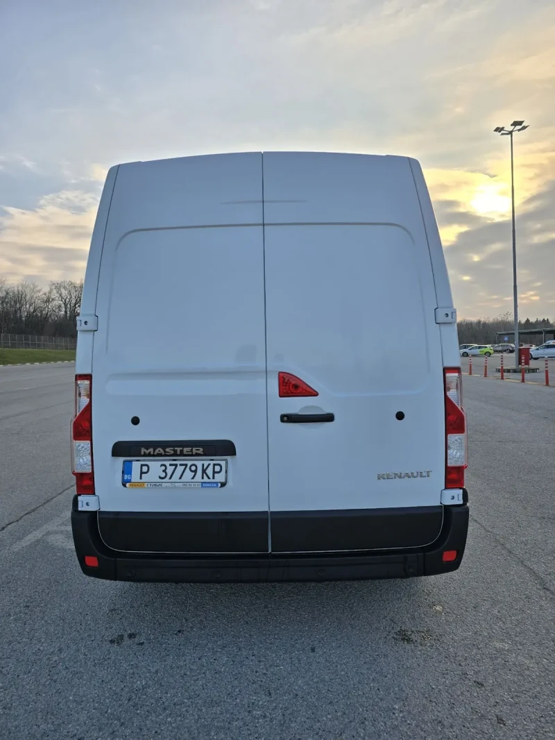 Renault Master, снимка 4 - Бусове и автобуси - 48460346