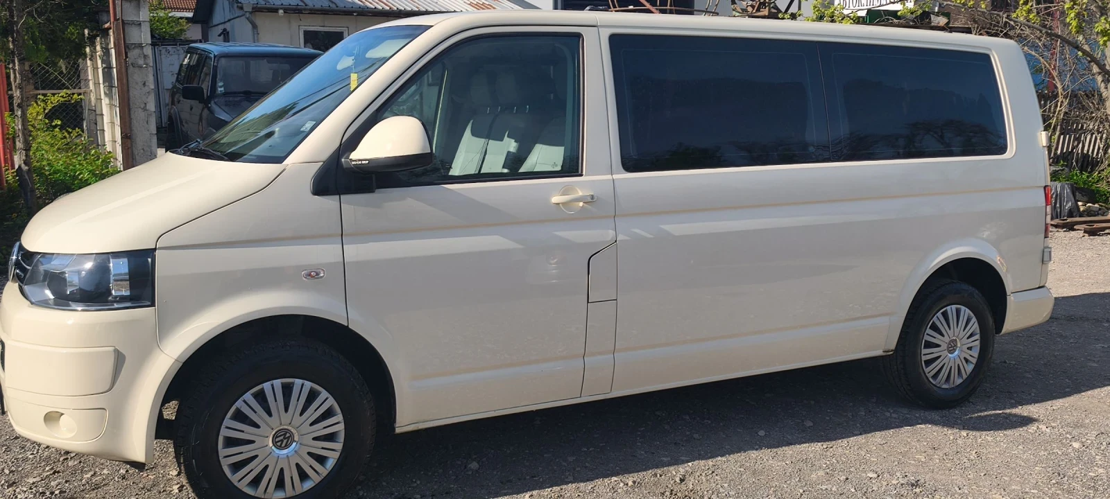 VW Caravelle 2.0tdi 140, снимка 2 - Бусове и автобуси - 54561042