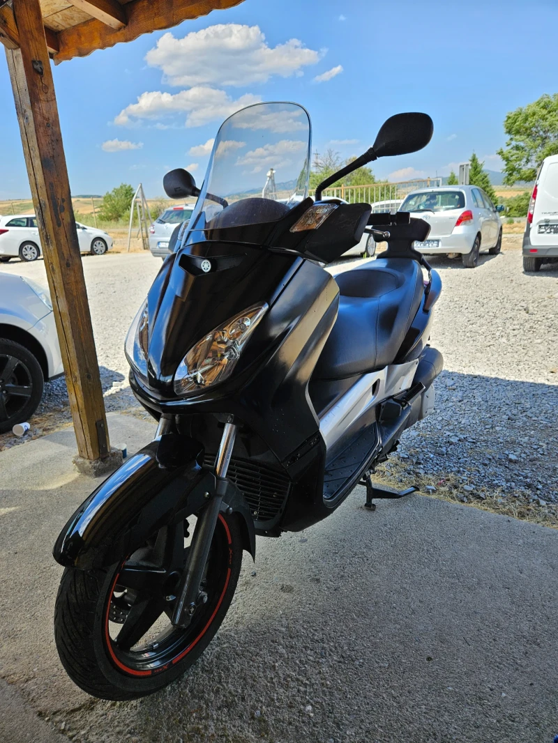 Yamaha X-max 250