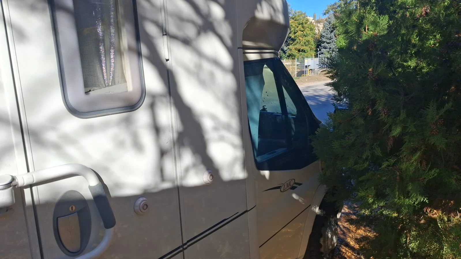 Кемпер Ford Ford Liberty TI 708, снимка 3 - Каравани и кемпери - 54345451