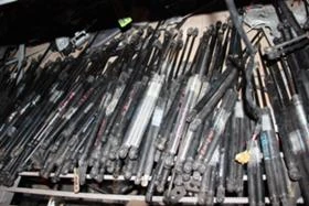 амортисьори за капаци за автомобили и джипове, снимка 3