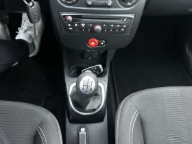 Renault Clio 1.2 16V GAZ* Navi* 4 цлиндъра, снимка 15