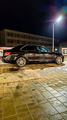 Mercedes-Benz C 320, снимка 7