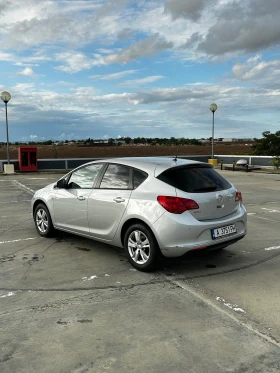 Обява за продажба на Opel Astra 1.7 CDTI 110к.с. ~10 900 лв. - изображение 4