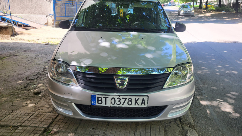 Dacia Logan 1.6, снимка 5 - Автомобили и джипове - 45931422