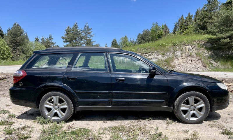 Subaru Outback, снимка 6 - Автомобили и джипове - 46042047