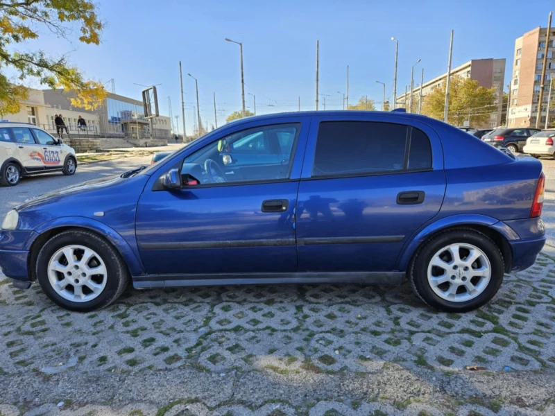 Opel Astra, снимка 2 - Автомобили и джипове - 47953574