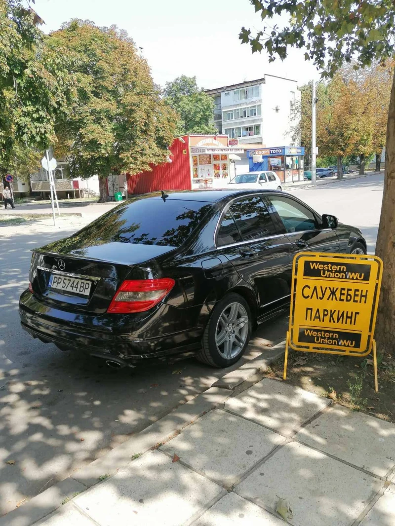 Mercedes-Benz C 320, снимка 5 - Автомобили и джипове - 48839085