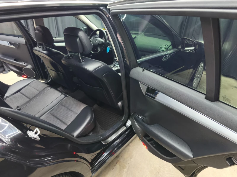 Mercedes-Benz C 180 Kompressor GPL Automatic 156k.c, снимка 10 - Автомобили и джипове - 52474385
