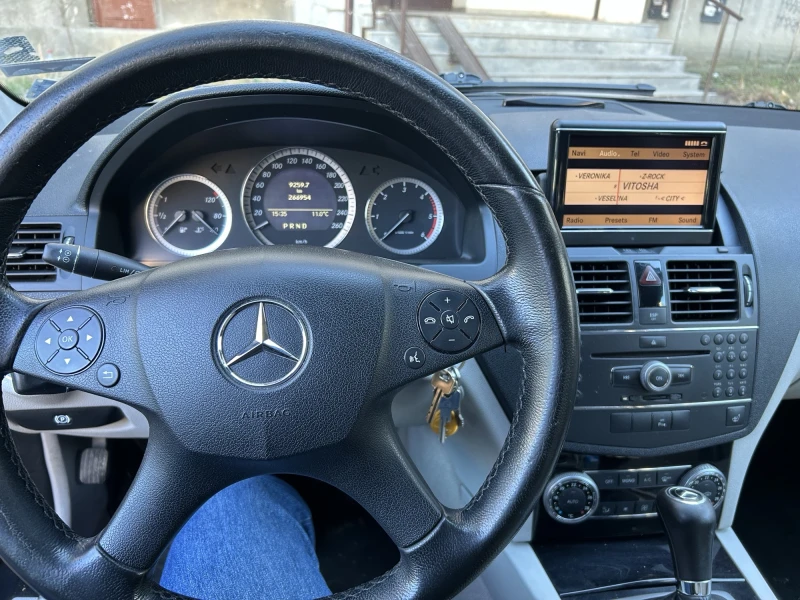 Mercedes-Benz C 200 220 CDI, снимка 4 - Автомобили и джипове - 53111162