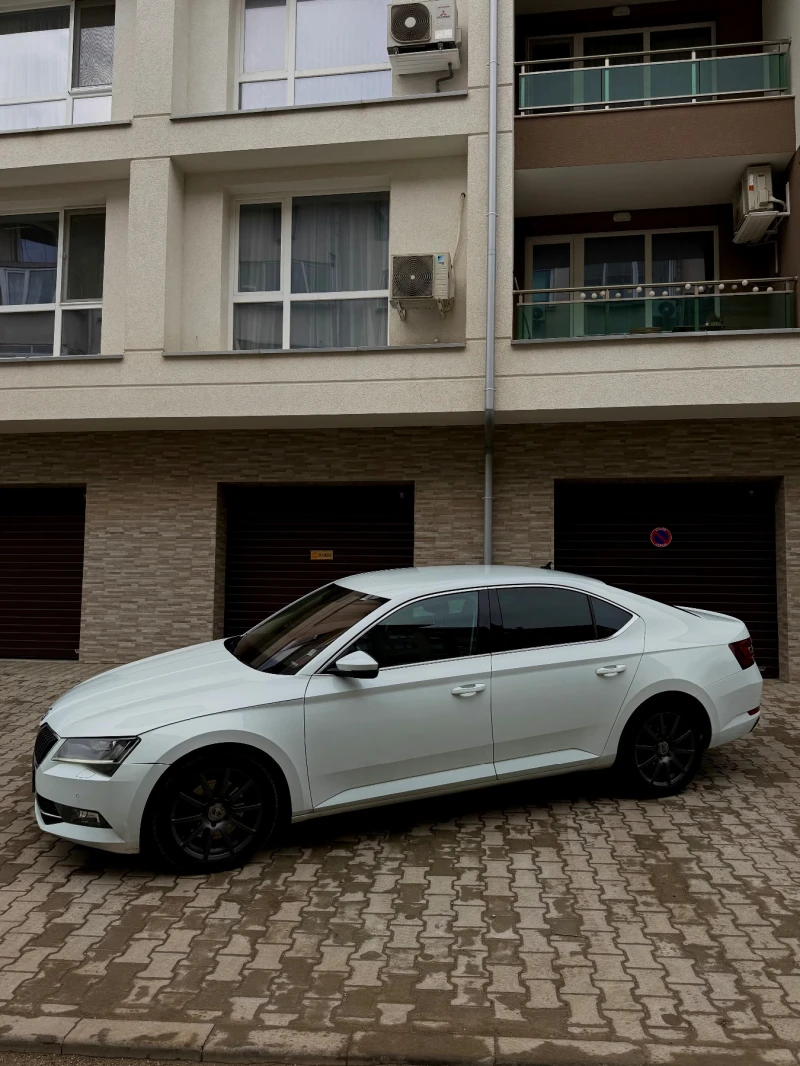 Skoda Superb 4x4 DSG, снимка 4 - Автомобили и джипове - 53456827