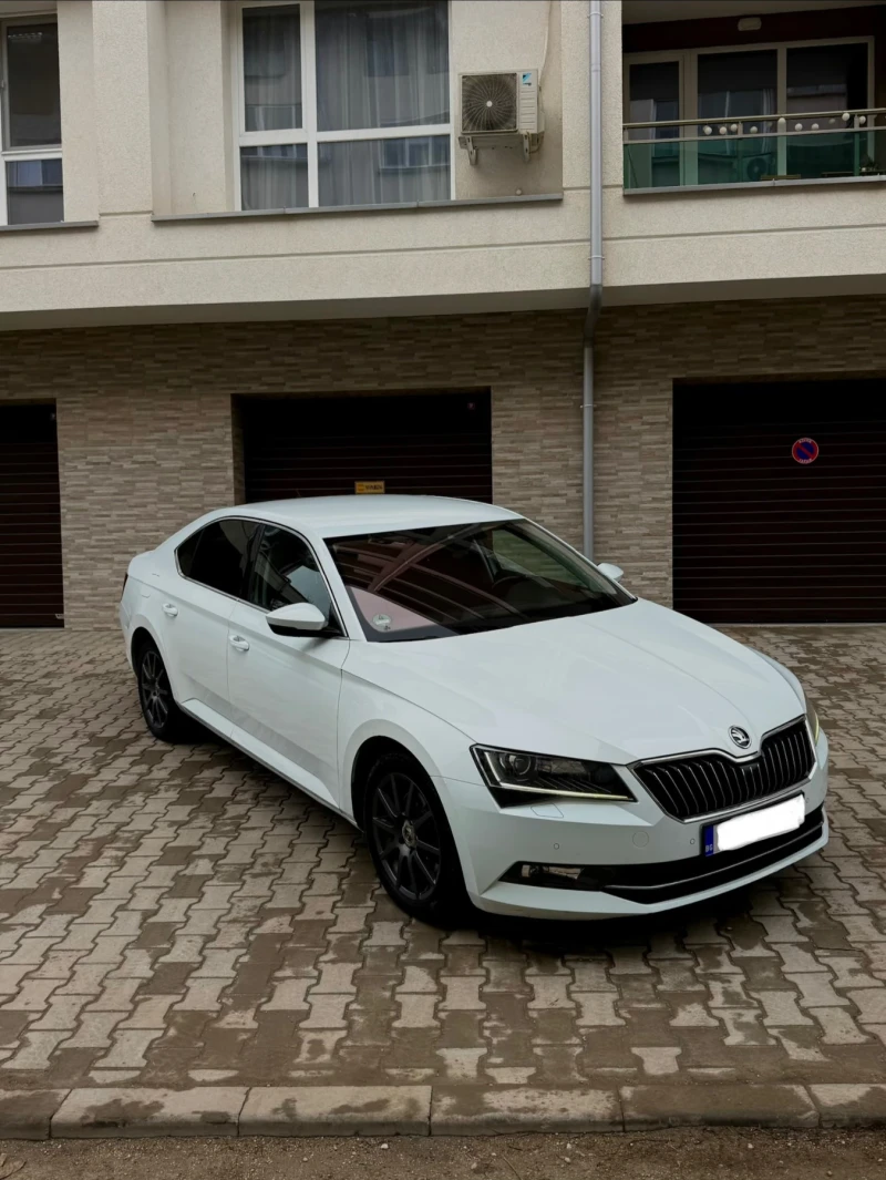 Skoda Superb 4x4 DSG, снимка 5 - Автомобили и джипове - 53456827