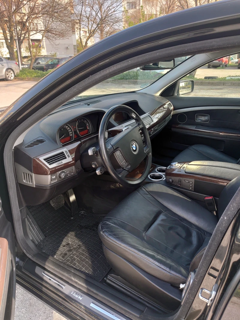 BMW 735, снимка 10 - Автомобили и джипове - 53585505