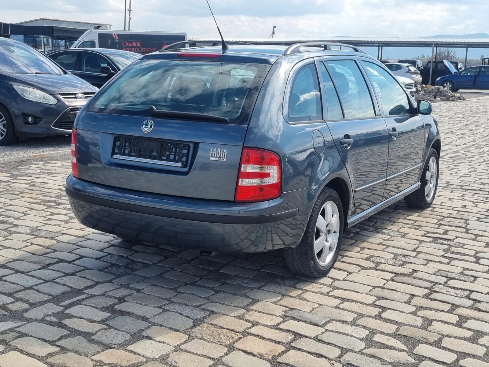 Skoda Fabia 1.4i 75кс АВТОМАТИК 141000 км ЕВРО 4 - изображение 8