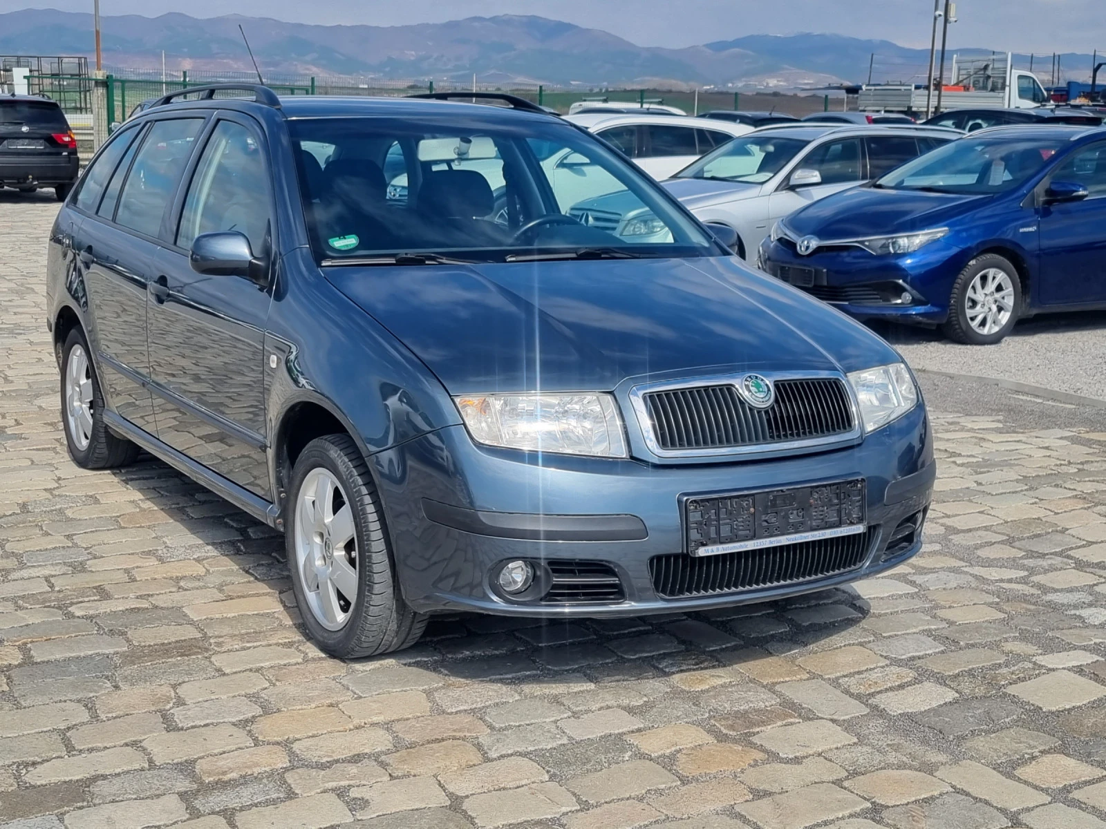 Skoda Fabia 1.4i 75кс АВТОМАТИК 141000 км ЕВРО 4 - изображение 3