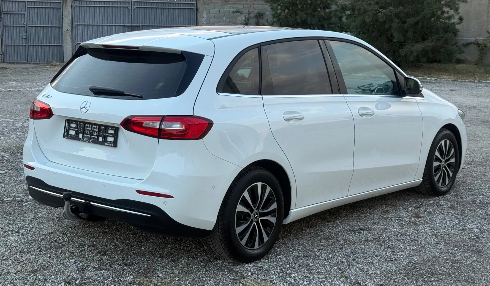 Mercedes-Benz B 180 CDI , ДВОЙНА ПАНОРАМА , ЕЛ. ТЕГЛИЧ - изображение 4