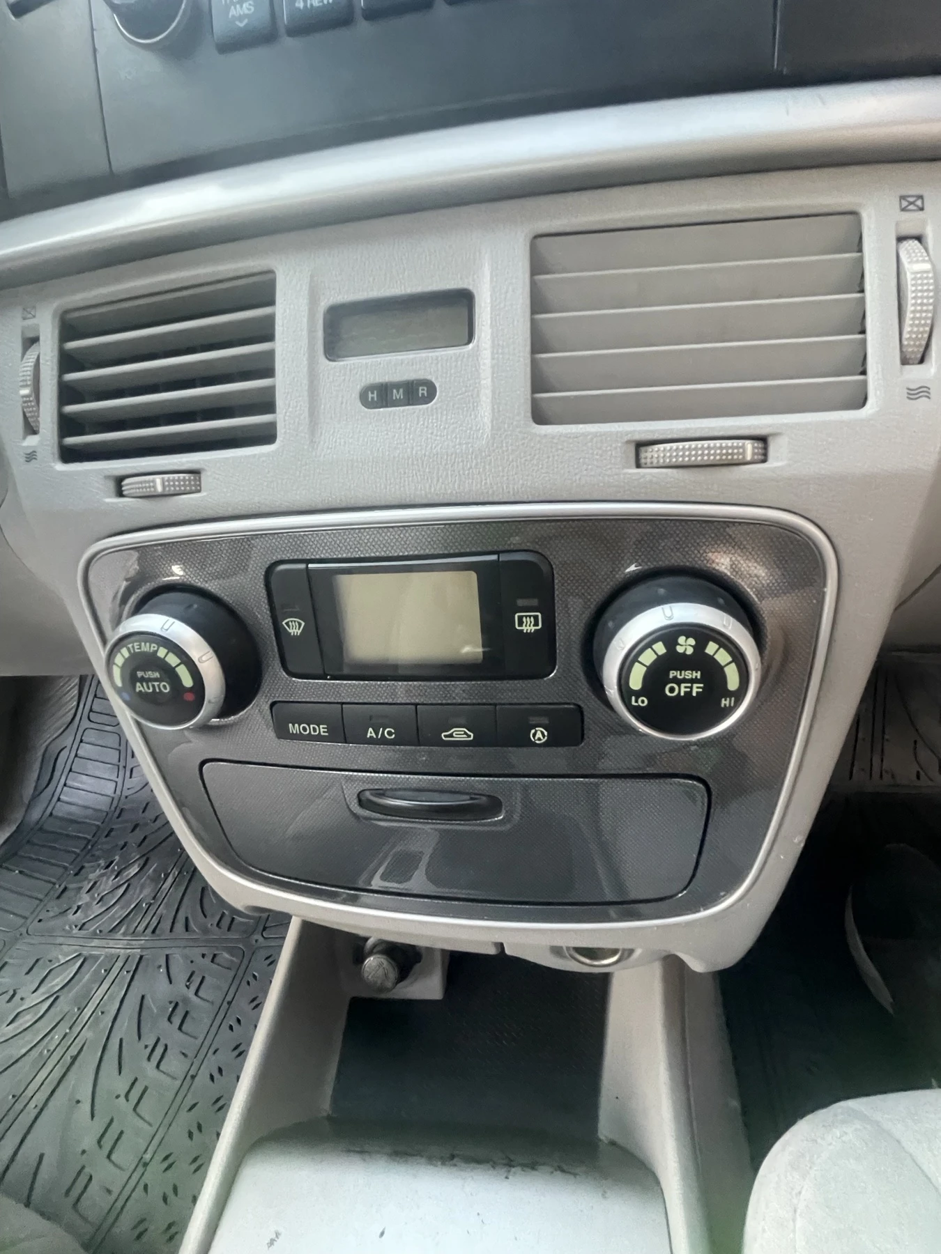 Hyundai Sonata  - изображение 10