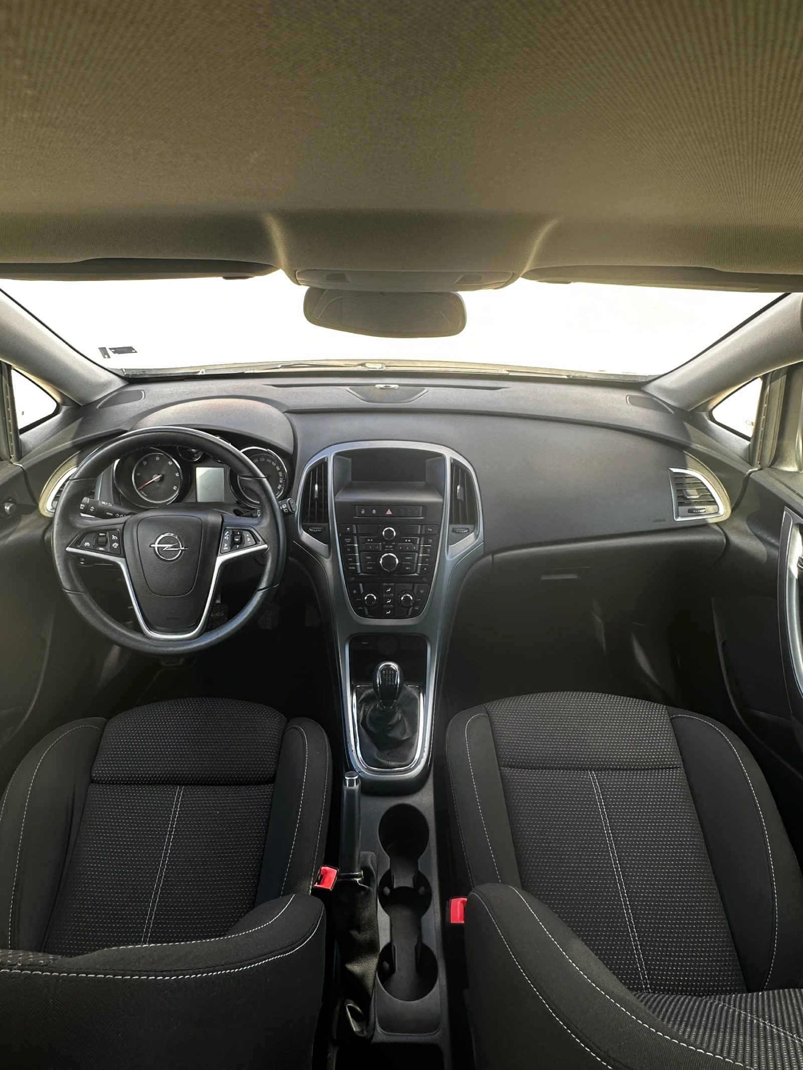 Opel Astra 1.7 CDTI 110к.с. - изображение 10
