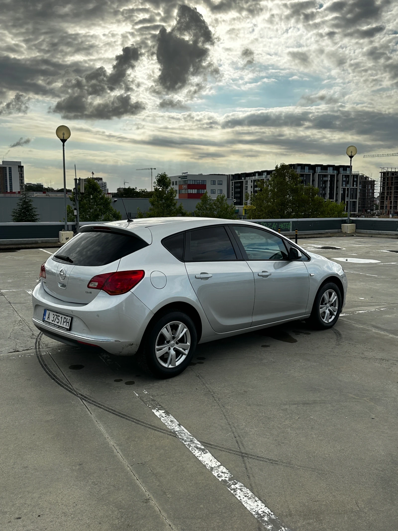 Opel Astra 1.7 CDTI 110к.с. - изображение 6