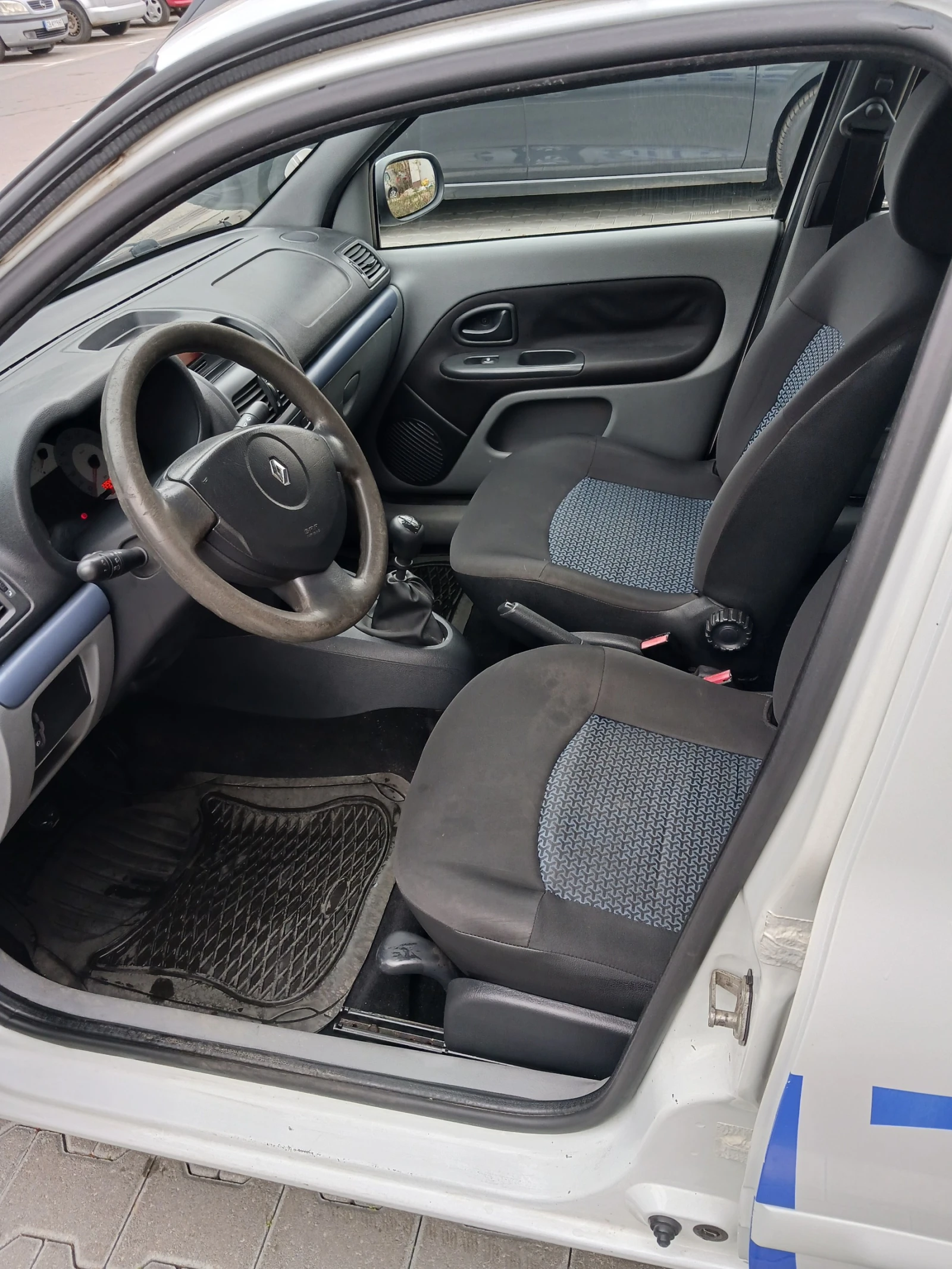 Renault Clio  - изображение 7