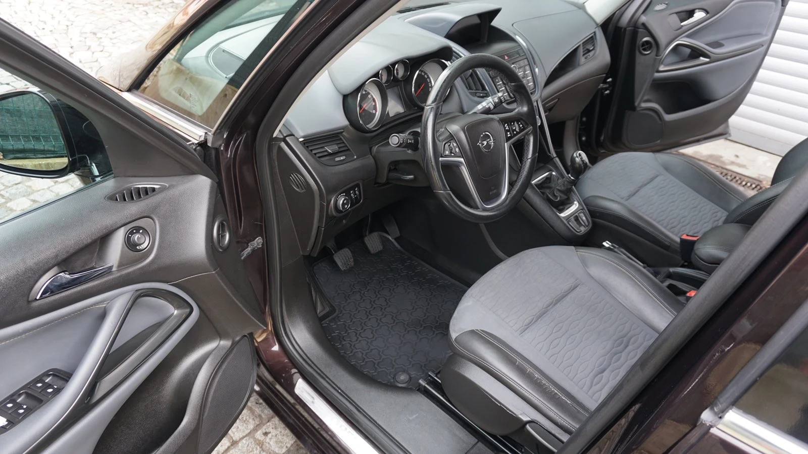 Opel Zafira Tourer | Mobile.bg � ����������� 8