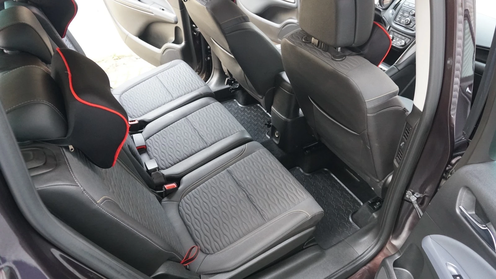 Opel Zafira Tourer | Mobile.bg � ����������� 9