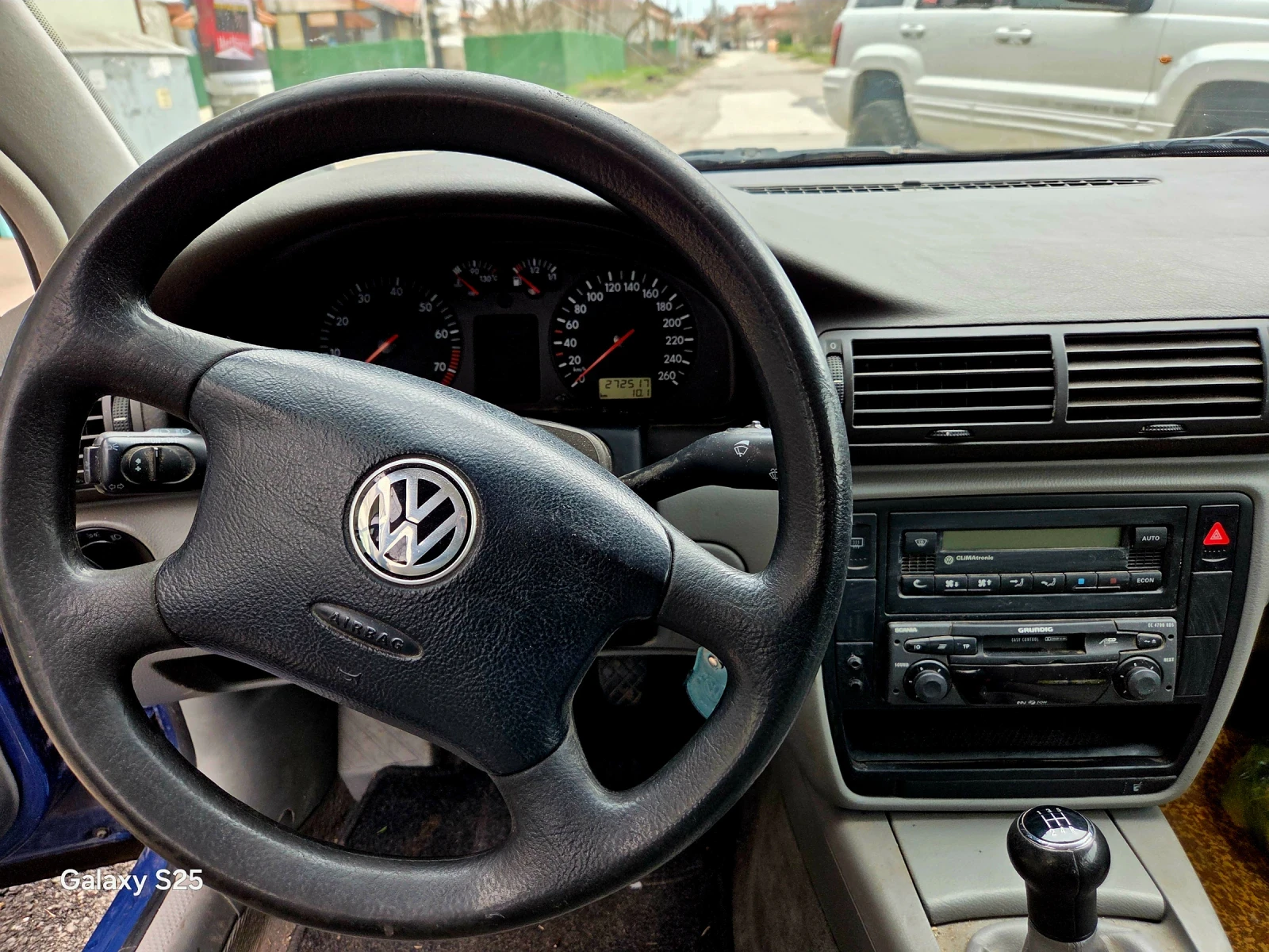 VW Passat, снимка 5 - Автомобили и джипове - 54066630