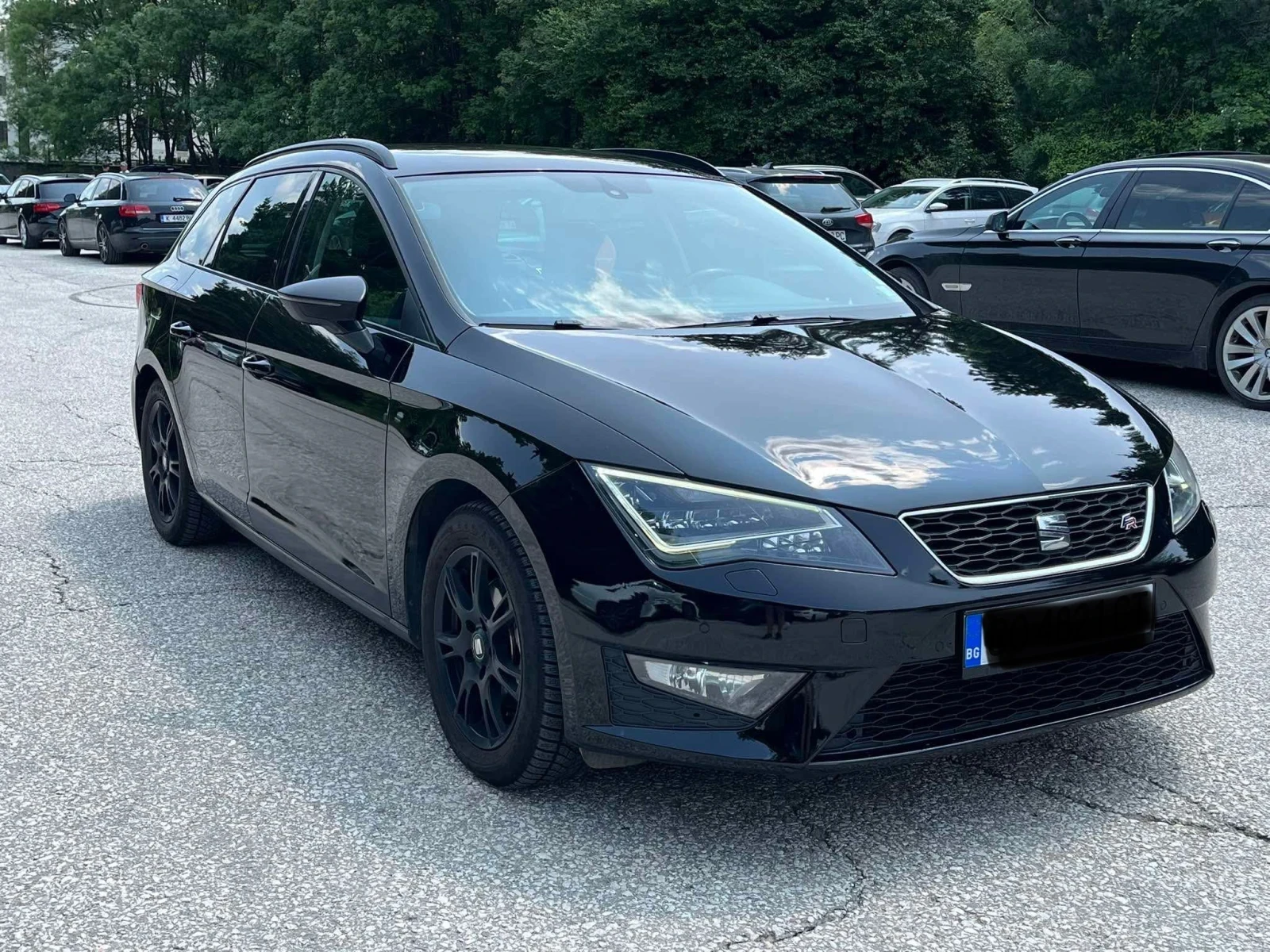 Seat Leon FR 2.0TDI, снимка 2 - Автомобили и джипове - 54124593