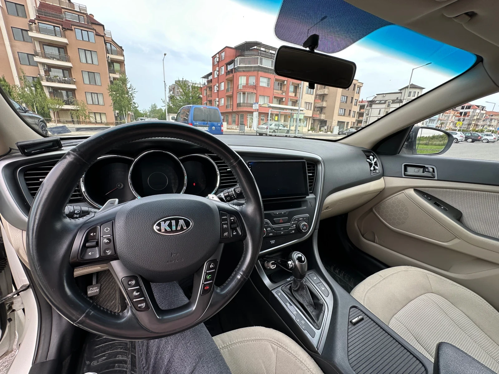 Kia Optima 2.0 бензин/газ, снимка 8 - Автомобили и джипове - 54320710