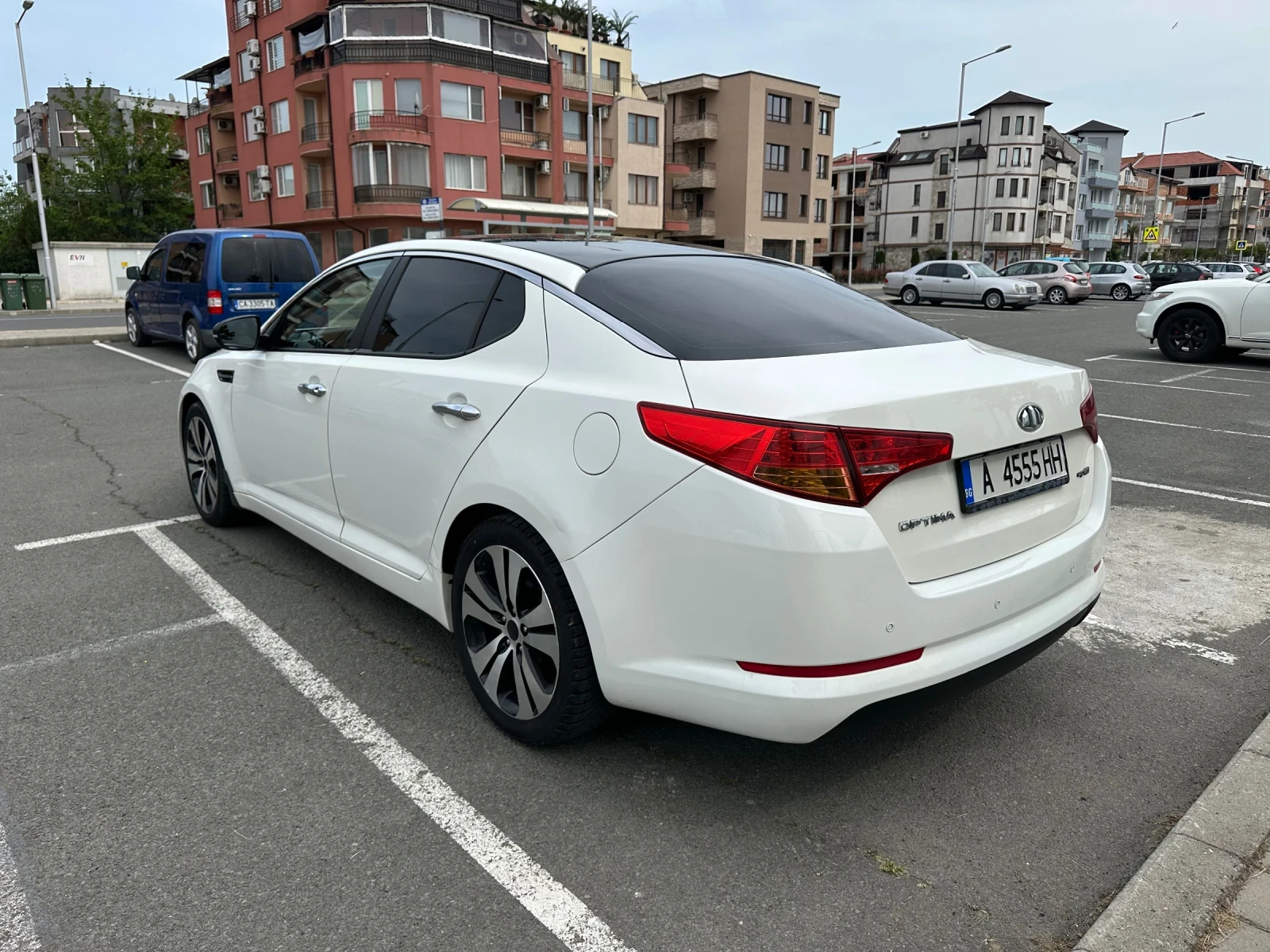 Kia Optima 2.0 бензин/газ, снимка 4 - Автомобили и джипове - 54320710