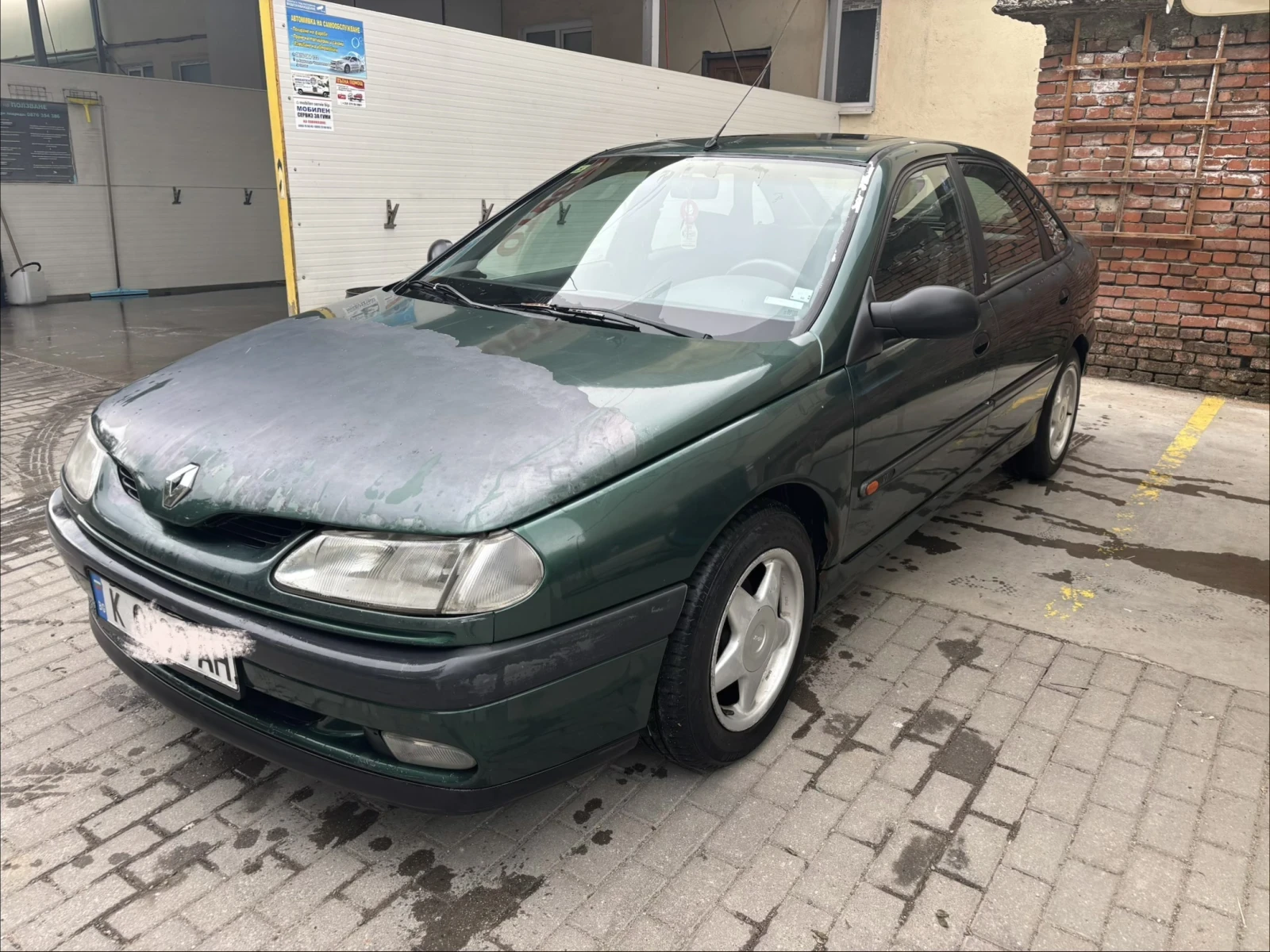Renault Laguna 1.8, снимка 5 - Автомобили и джипове - 54481336