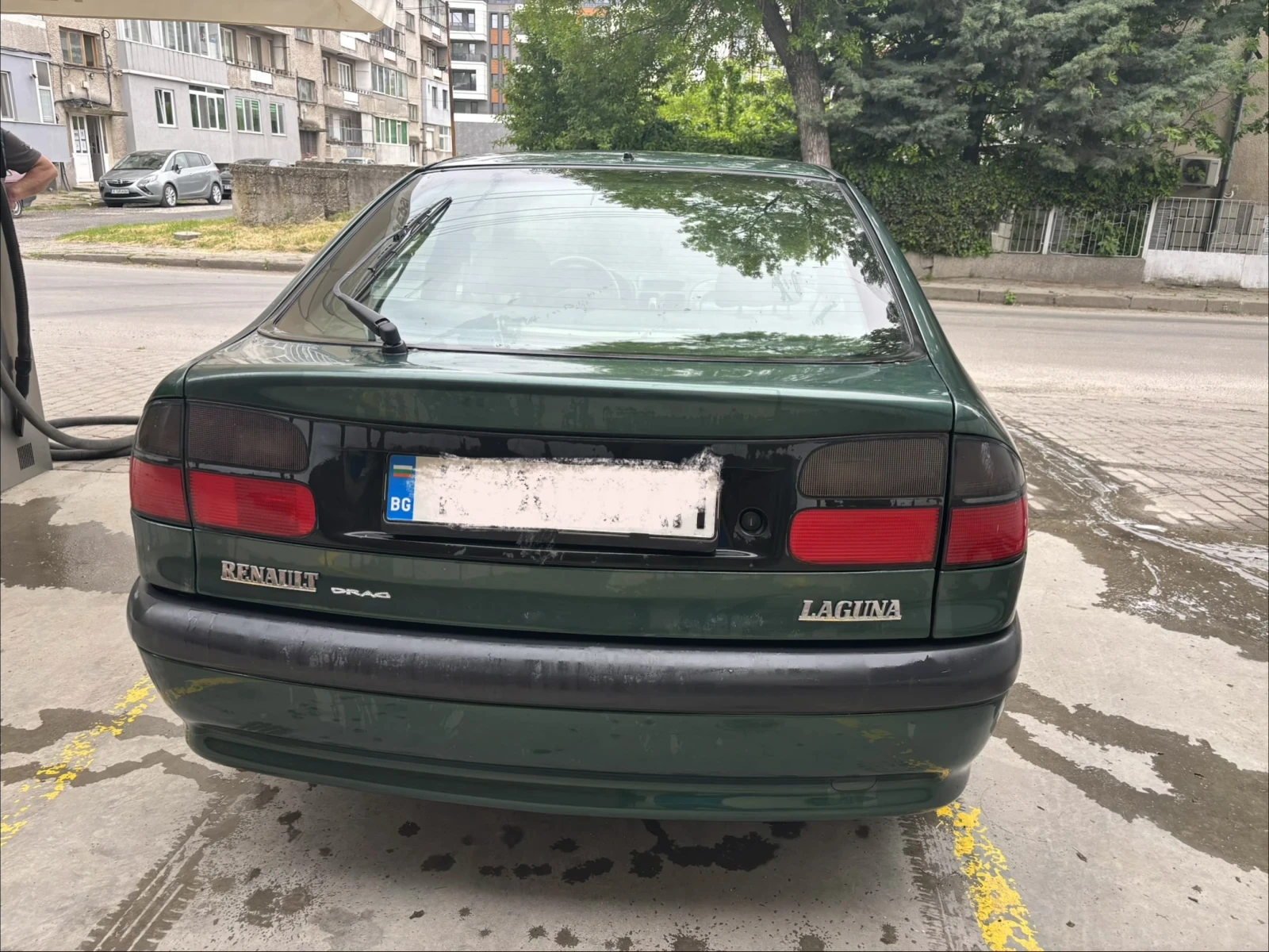 Renault Laguna 1.8, снимка 2 - Автомобили и джипове - 54481336