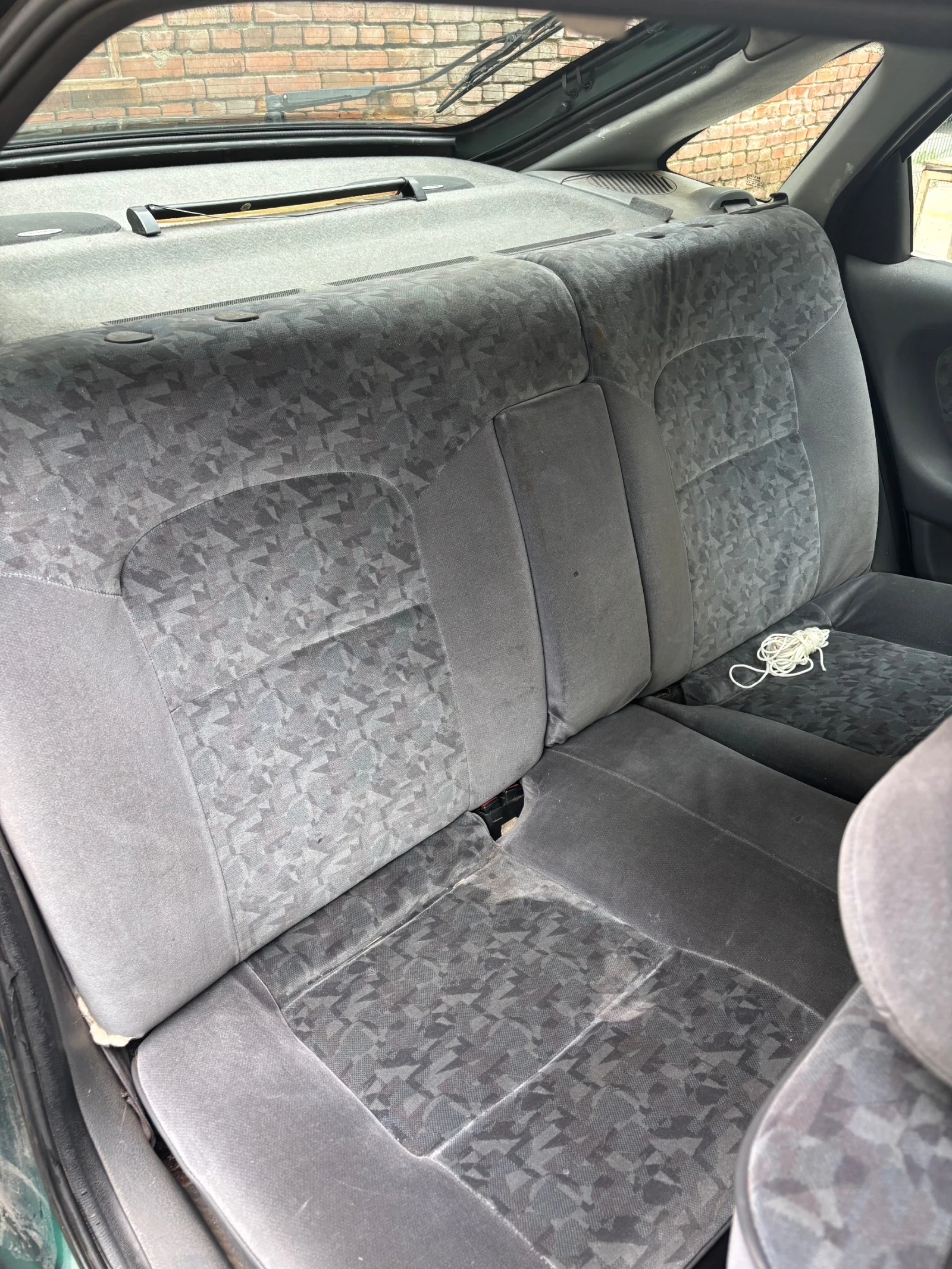 Renault Laguna 1.8, снимка 7 - Автомобили и джипове - 54481336