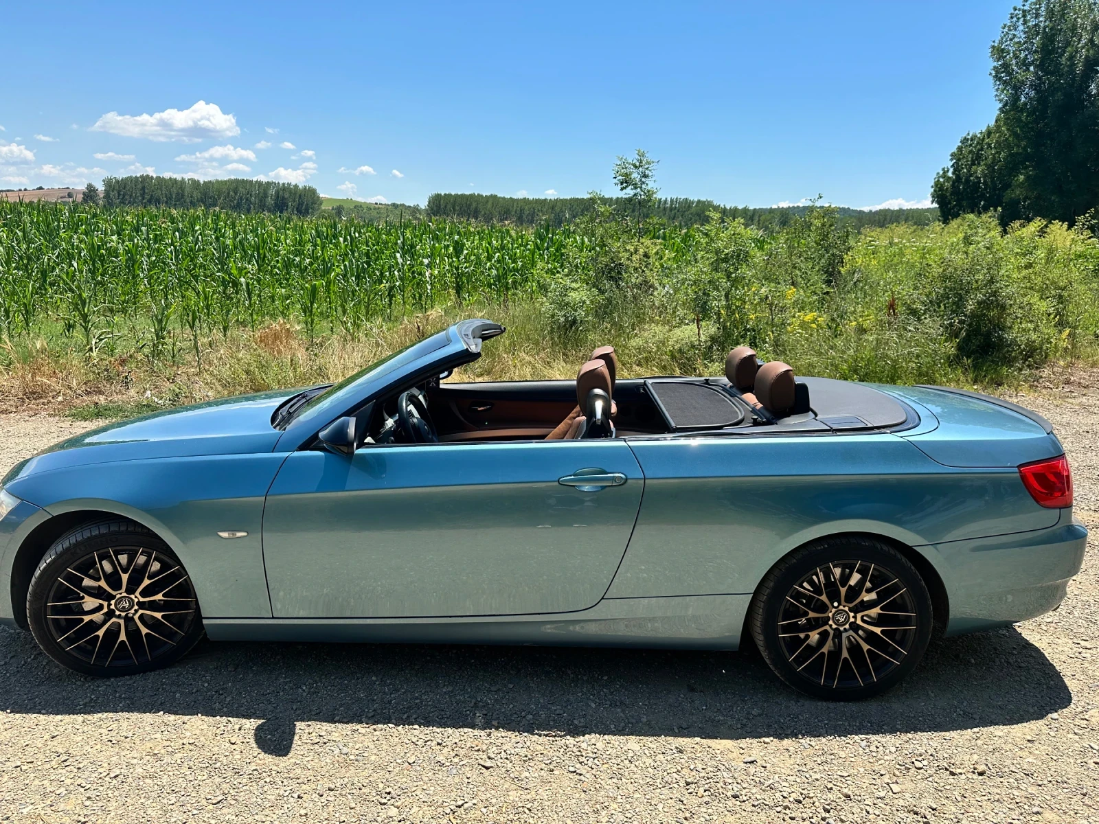 BMW 330, снимка 13 - Автомобили и джипове - 55050080