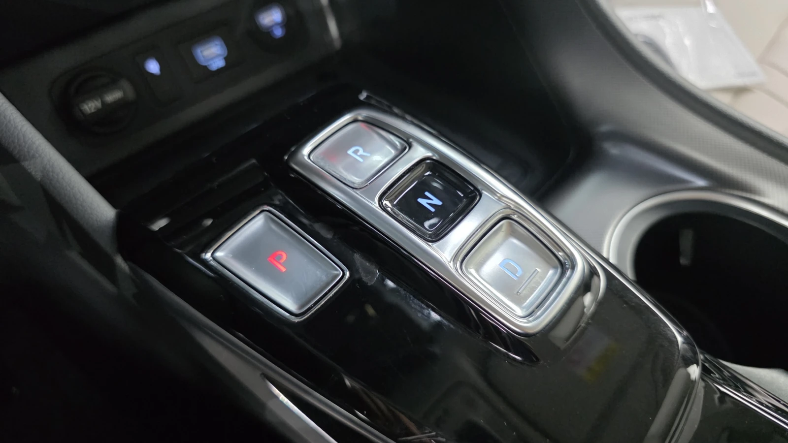 Hyundai Sonata 1.6T Inspiration* BLIND SPOT* HUD* КРАЙНА ЦЕНА, снимка 9 - Автомобили и джипове - 55243923