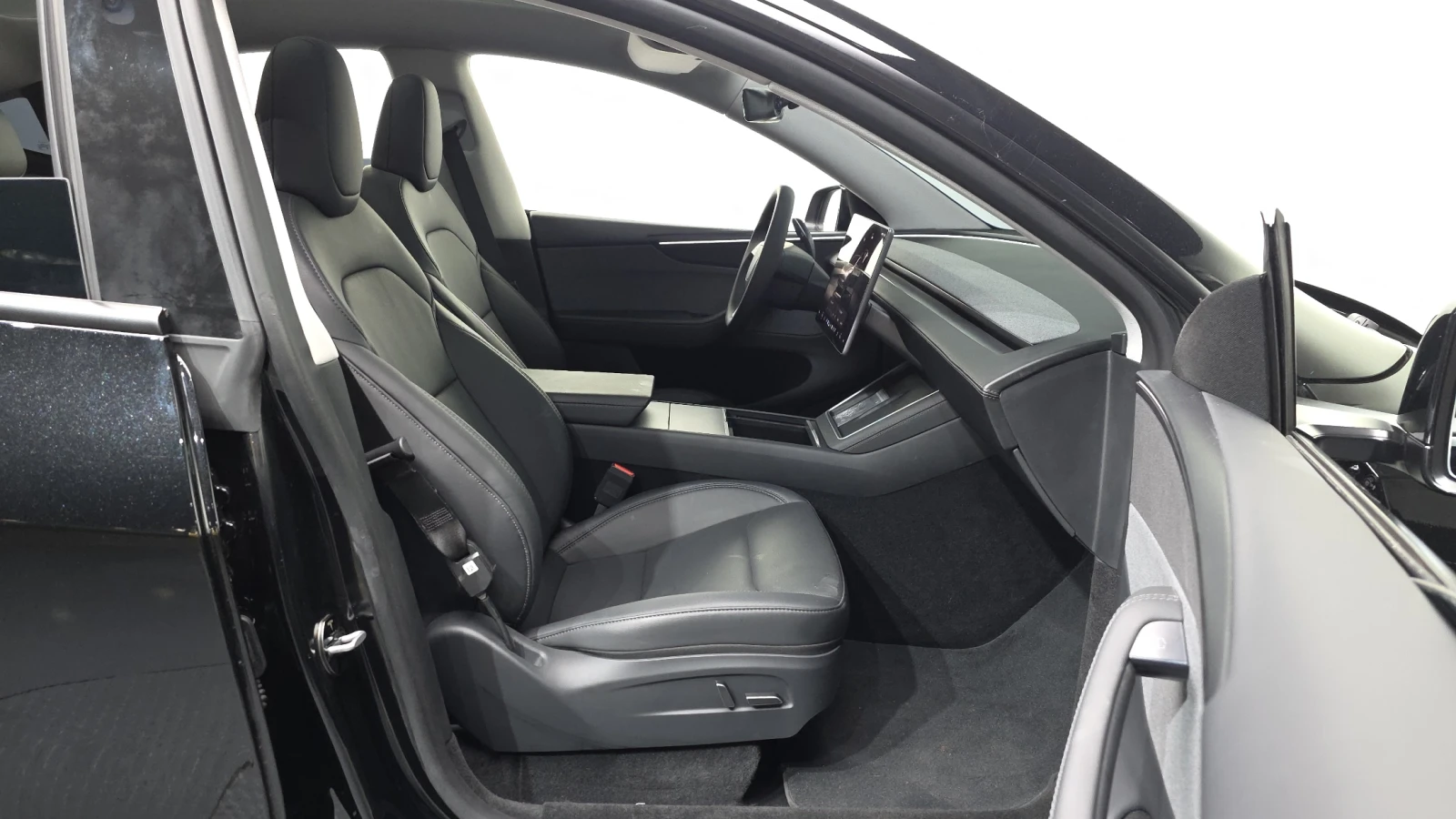 Tesla Model Y Model Y RWD, снимка 11 - Автомобили и джипове - 55596152