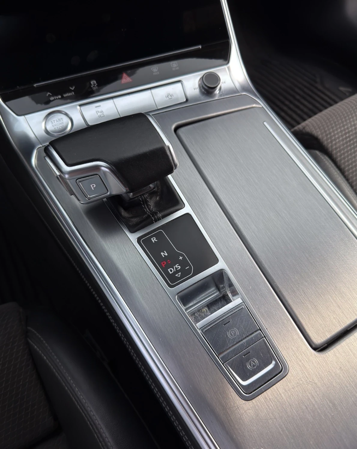 Audi A7 50TDI/S-Line/Distronic/Virtual, снимка 11 - Автомобили и джипове - 56212120