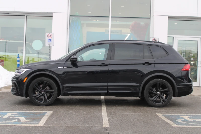 VW Tiguan 2023 VOLKSWAGEN TIGUAN SE R-LINE BLACK LINE, снимка 4 - Автомобили и джипове - 49561040