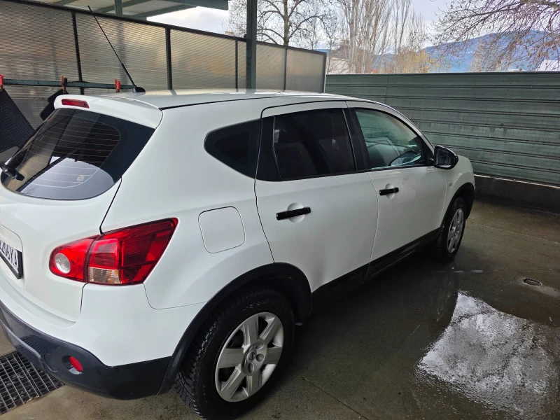Nissan Qashqai, снимка 2 - Автомобили и джипове - 52741944