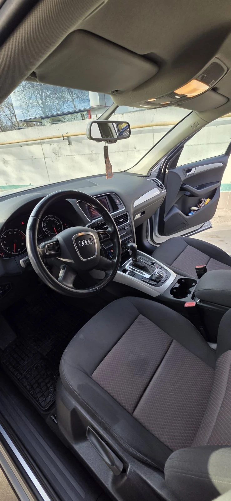 Audi Q5, снимка 13 - Автомобили и джипове - 52966262