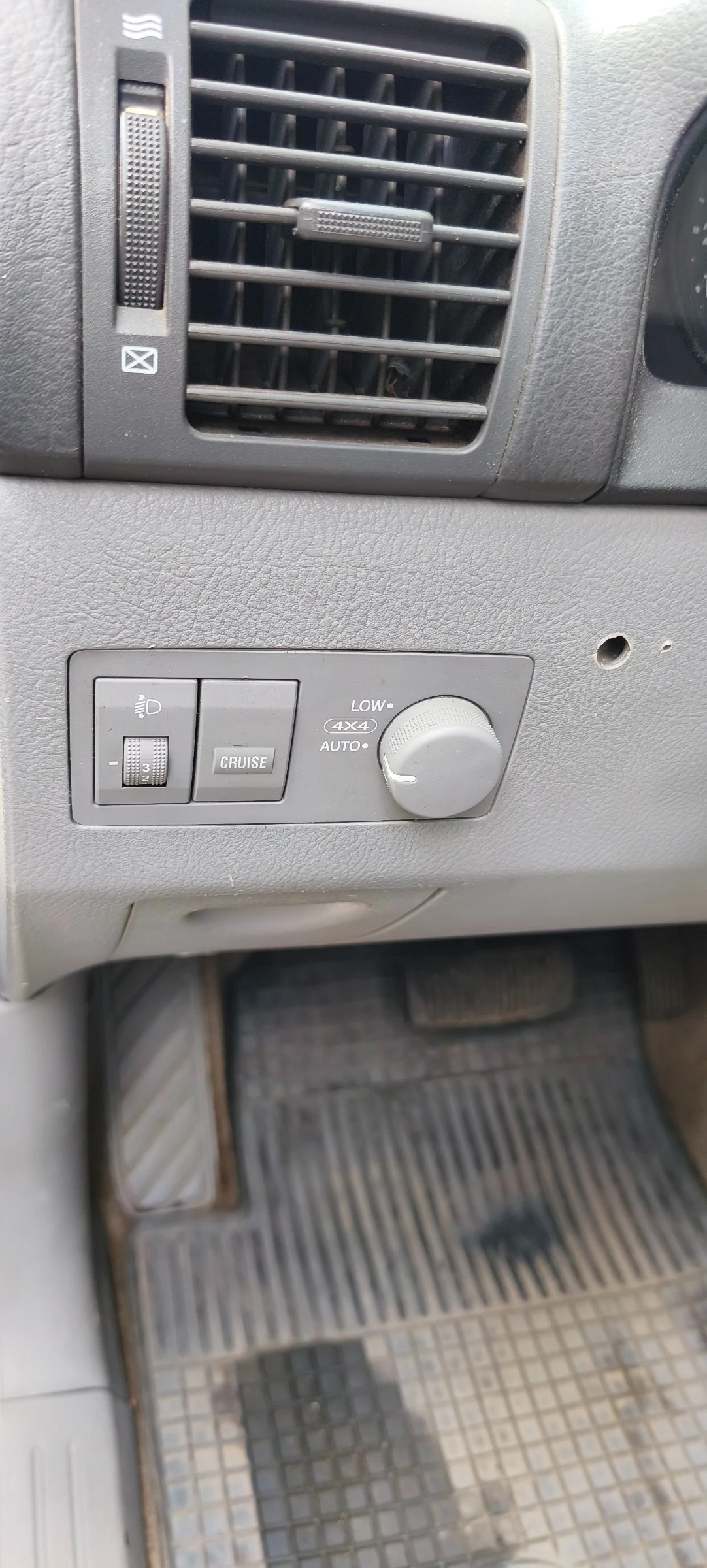 Kia Sorento 1 - изображение 8