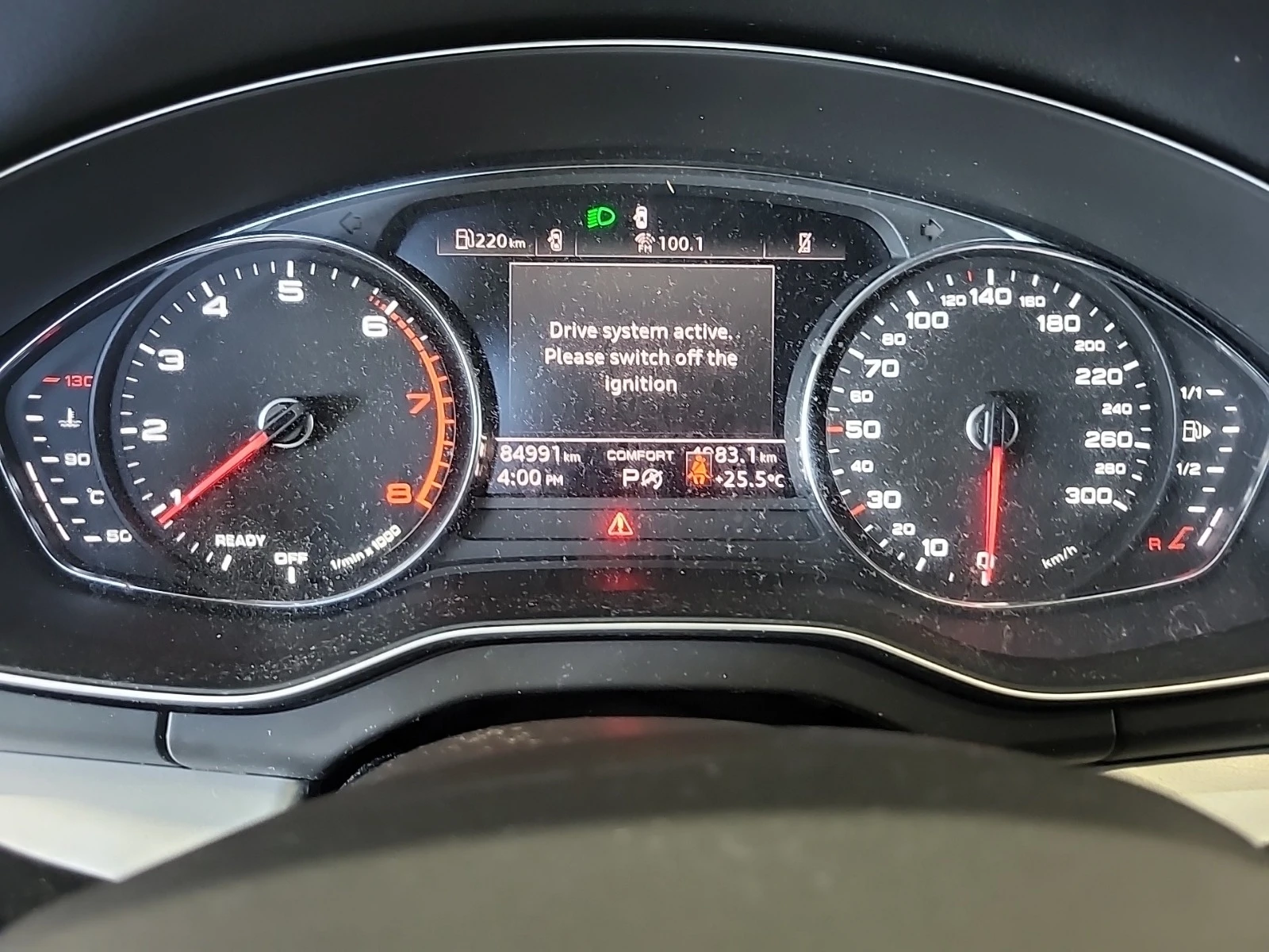 Audi Q5 KOMFORT* CARFAX* АВТОФИНАНСИРАНЕ* Цена до България - изображение 8