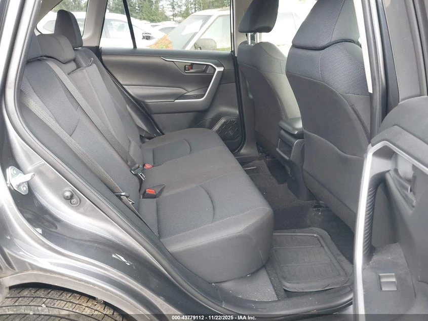 Toyota Rav4 2.5l Le - изображение 8