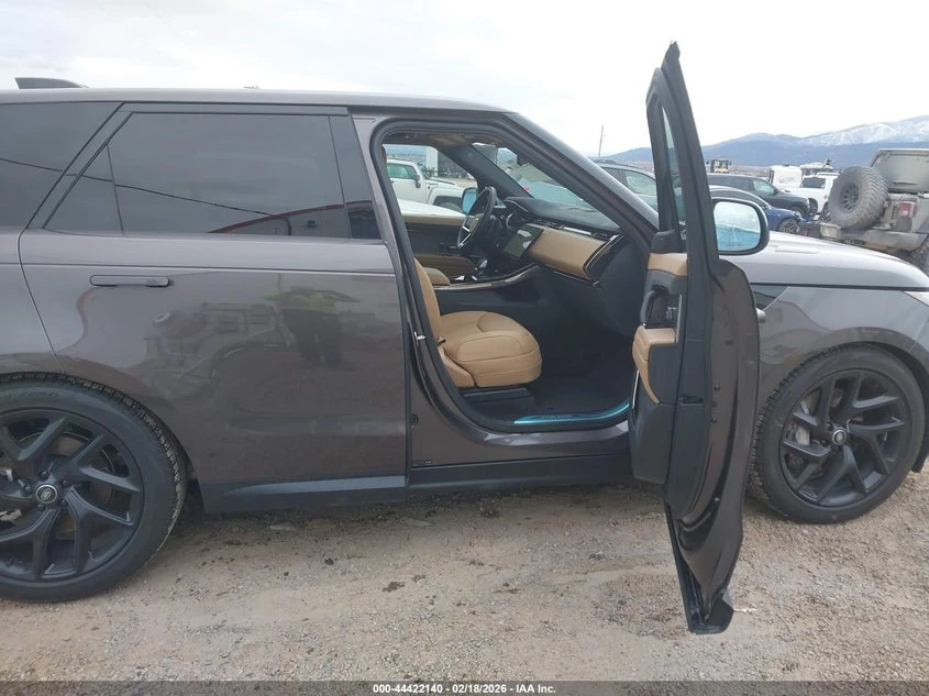 Land Rover Range rover 3.0l Sport P360 Se, снимка 5 - Автомобили и джипове - 53847381