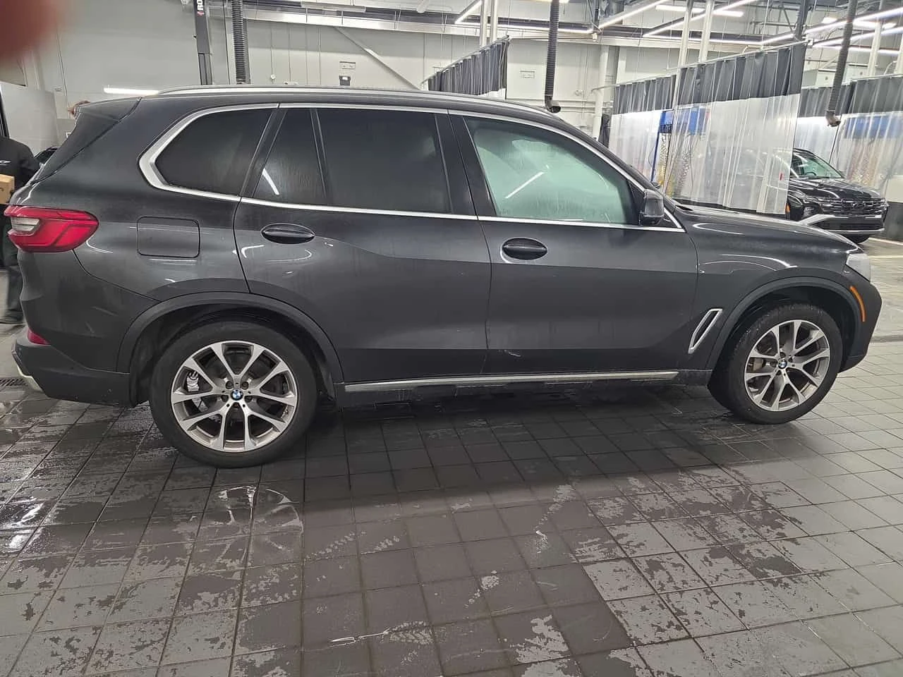 BMW X5 * xDrive40i * LASER* COMFORT SEATS* ОБДУХВАНЕ* H/K, снимка 11 - Автомобили и джипове - 53916753