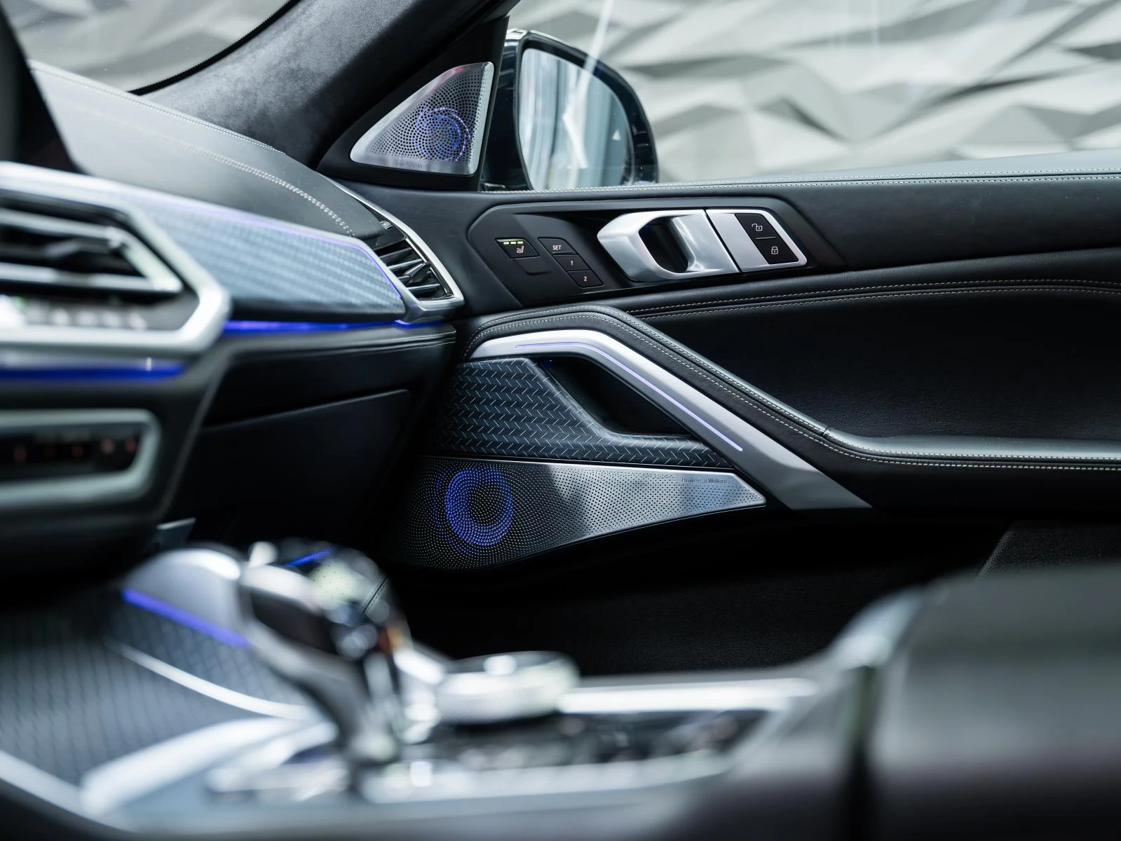 BMW X6 M50i* G06* M-PACK* B&W* 360CAM* SKYLOUNGE* HUD* �� | Mobile.bg � ����������� 11