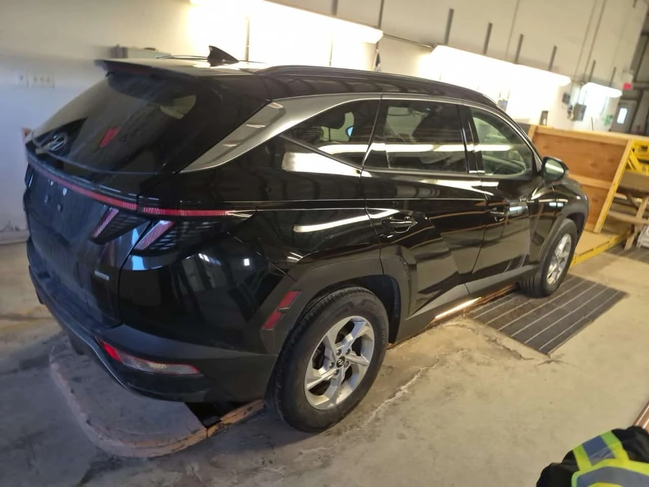 Hyundai Tucson * Preferred * 2 ����� * �������� * ������� | Mobile.bg � ����������� 3