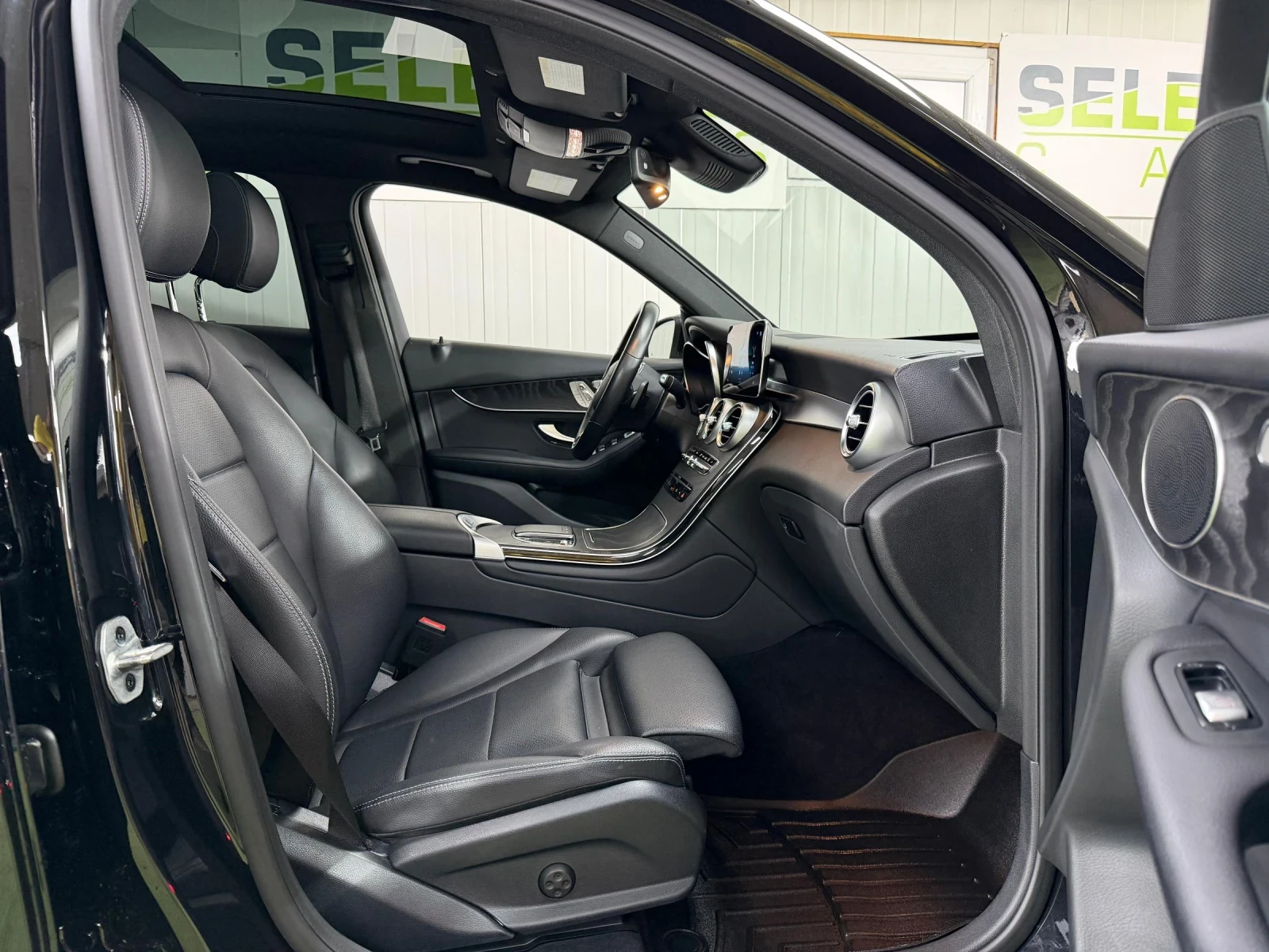 Mercedes-Benz GLC 300 GLC 300 4MATIC, снимка 13 - Автомобили и джипове - 54626427
