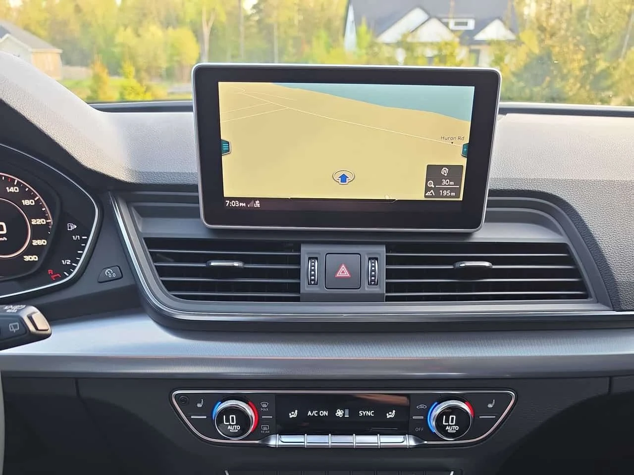 Audi Q5 Progressiv /LED/ПОДГРЕВИ /АВТОКРЕДИТ, снимка 9 - Автомобили и джипове - 54678894