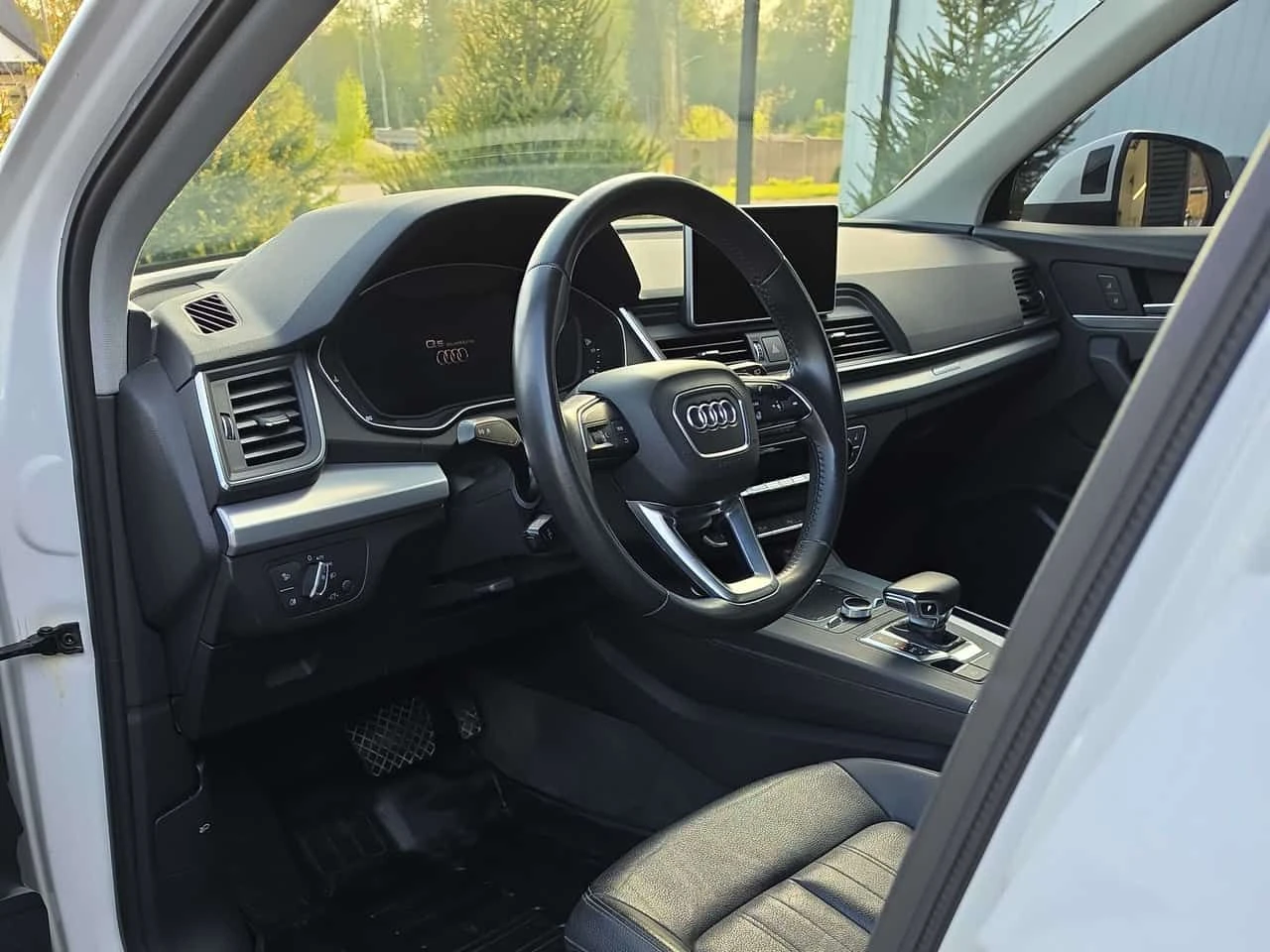 Audi Q5 Progressiv /LED/ПОДГРЕВИ /АВТОКРЕДИТ, снимка 5 - Автомобили и джипове - 54678894